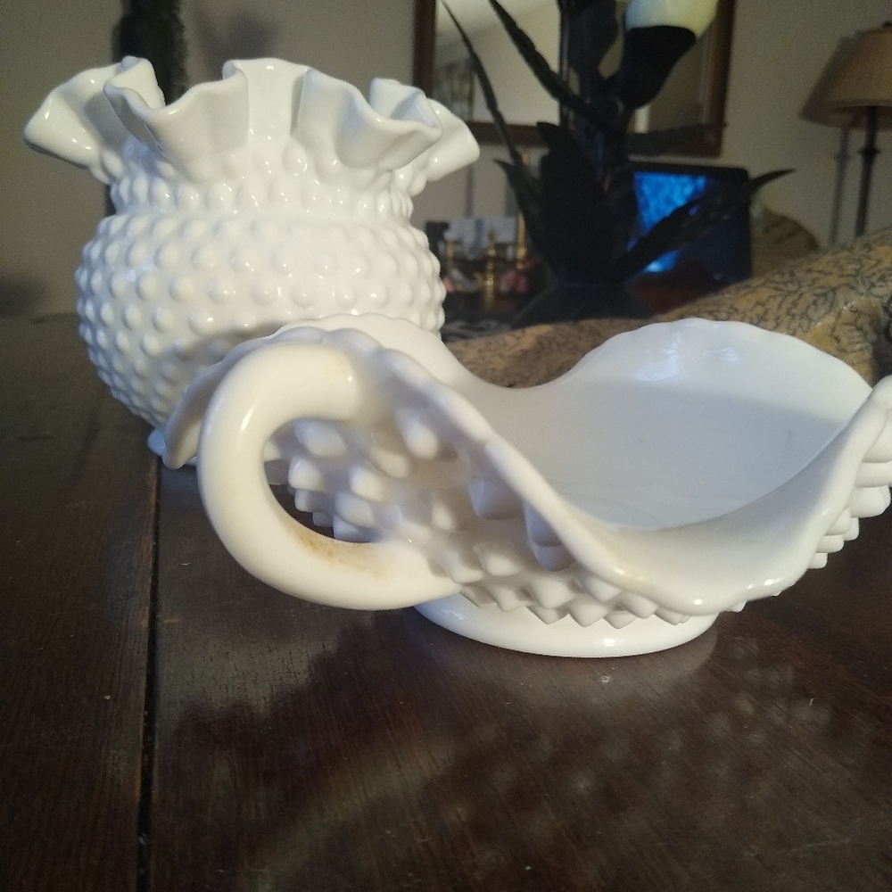 Fenton hobnail white decorative glass
Two gorgeous